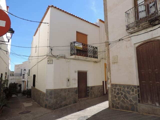 4 makuuhuone Omakotitalo myytävänä paikassa Canjáyar - 44 000 € (Ref: 7836823)