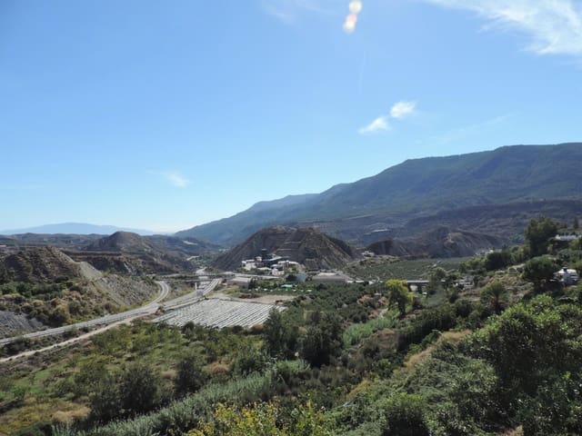 4 makuuhuone Omakotitalo myytävänä paikassa Canjáyar - 44 000 € (Ref: 7836823)