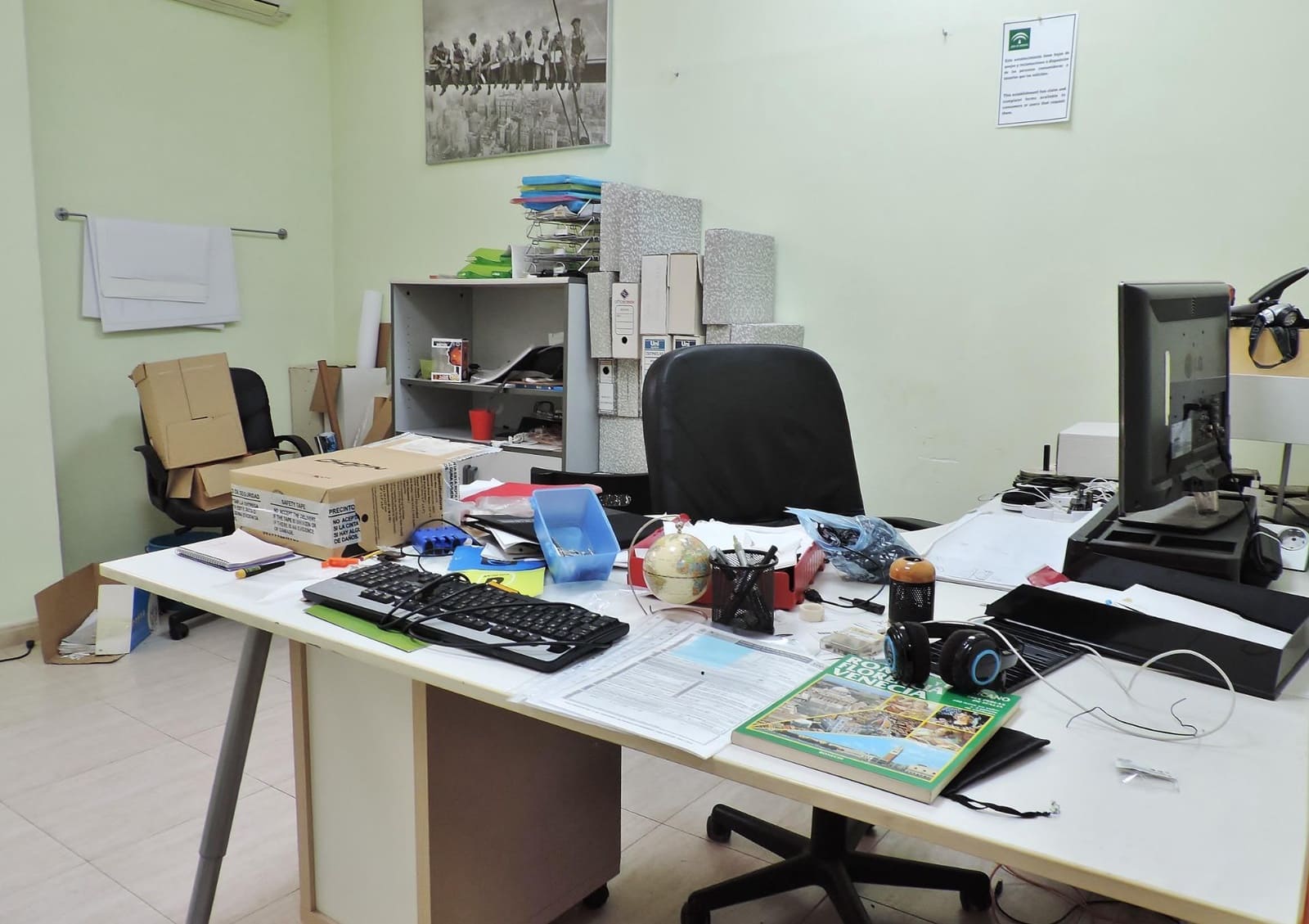 Commercial for sale in Almeria city - € 80,000 (Ref: 7854112)