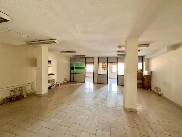 Kontor till salu i Roquetas de Mar - 110 000 € (Ref: 8051141)