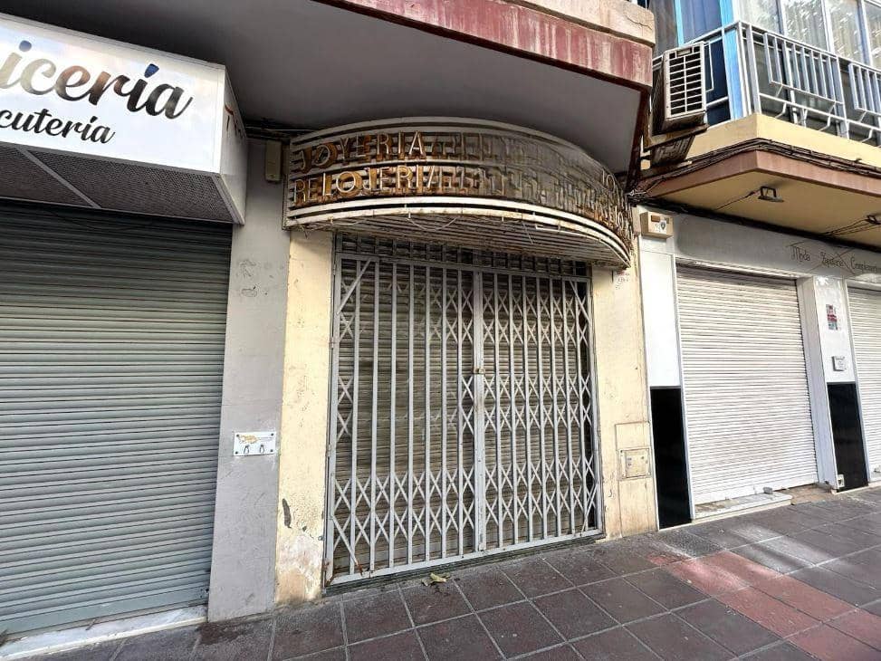 Commerciale in vendita in Almeria citta - 55.000 € (Rif: 8091090)