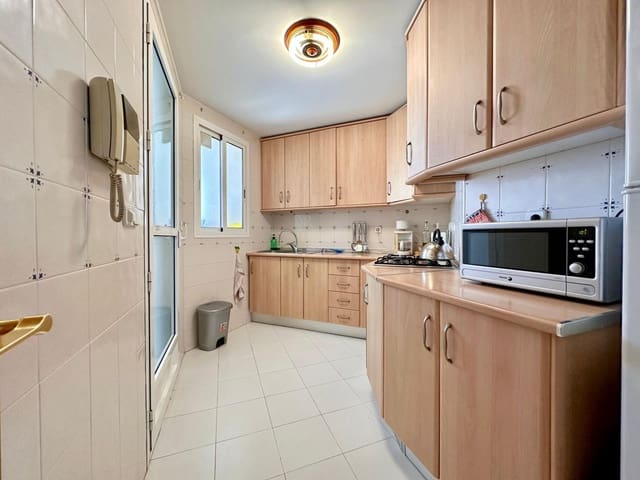 3 makuuhuone Asunto vuokrattavana paikassa Aguadulce (Almeria), Roquetas de Mar mukana uima-altaan - 700 € (Ref: 8130953)