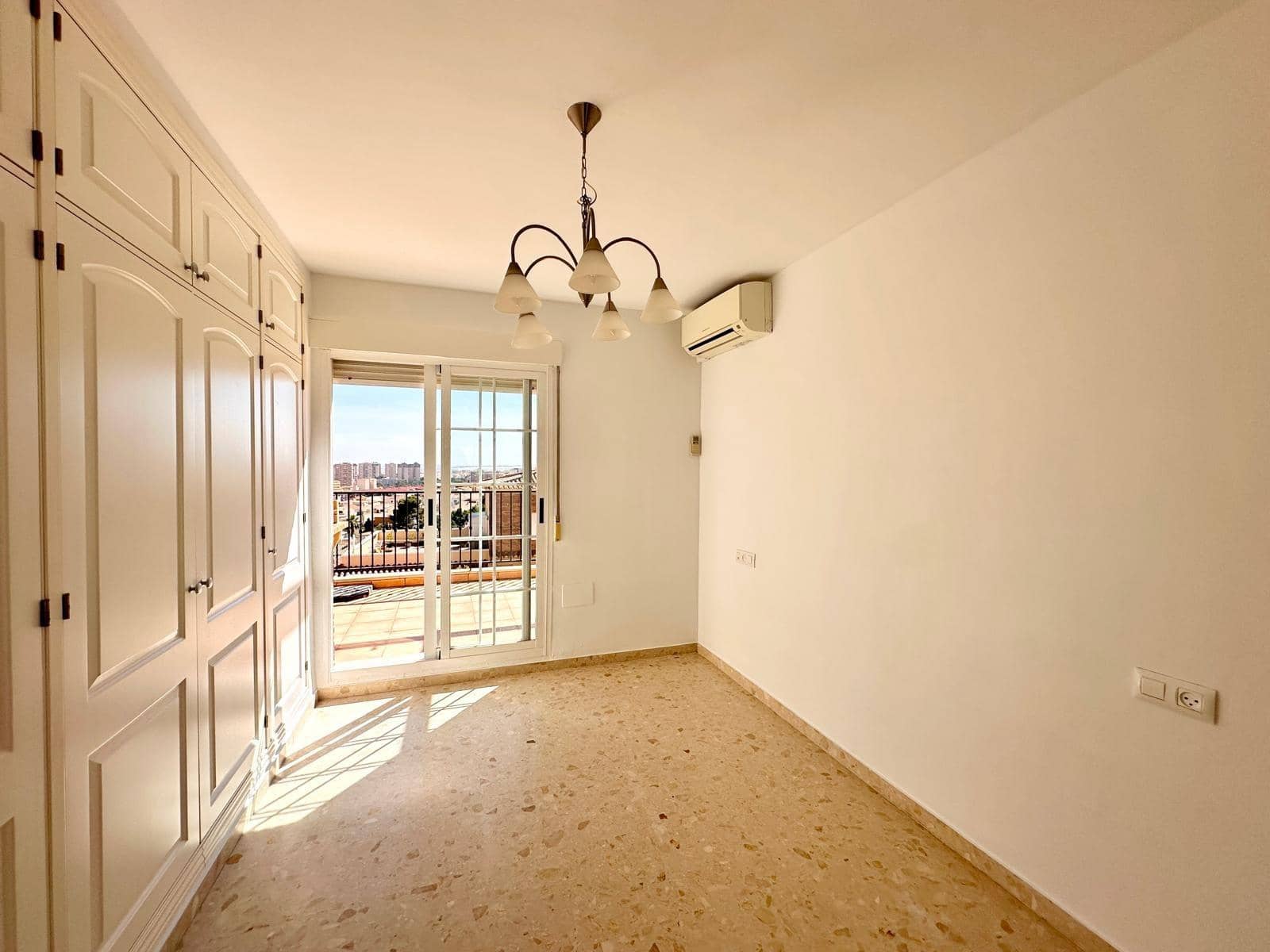 3 bedroom Flat for sale in Aguadulce (Almeria), Roquetas de Mar with pool € 180,000 (Ref 8327888)