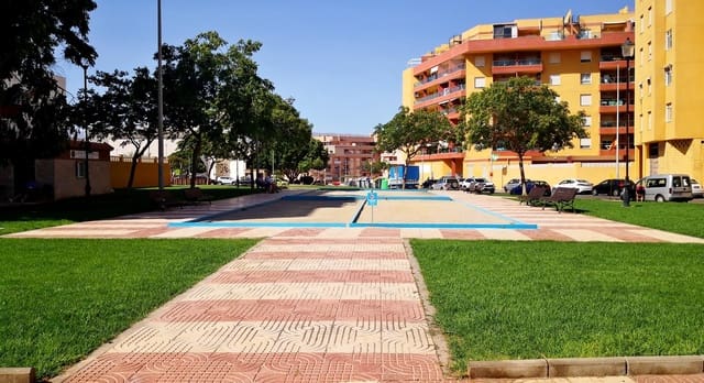 1 soverom Leilighet til salgs i Roquetas de Mar med svømmebasseng - € 99 000 (Ref: 8442486)