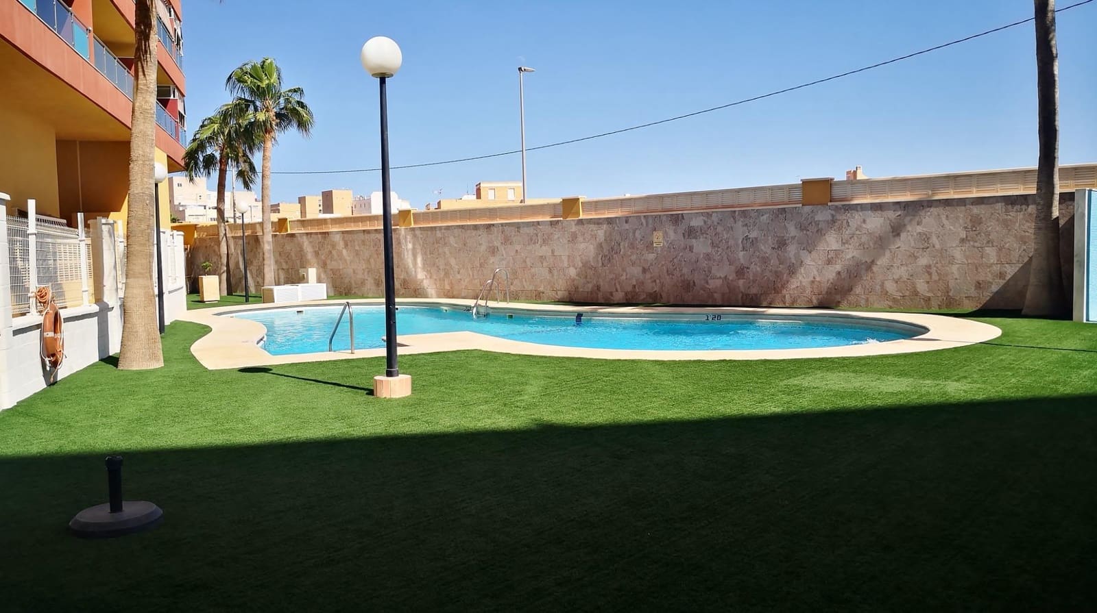 1 quarto Apartamento para venda em Roquetas de Mar com piscina - 99 000 € (Ref: 8442486)