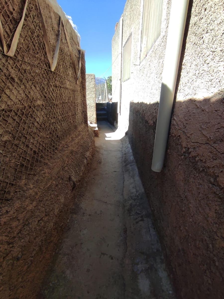 5 soveværelse Byhus til salg i Abla med garage - € 85.000 (Ref: 8523112)