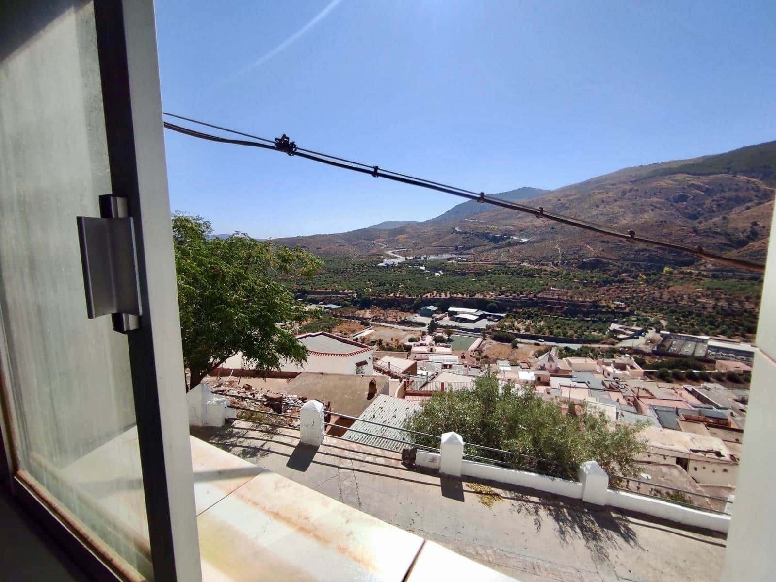 5 soveværelse Byhus til salg i Abla med garage - € 85.000 (Ref: 8523112)