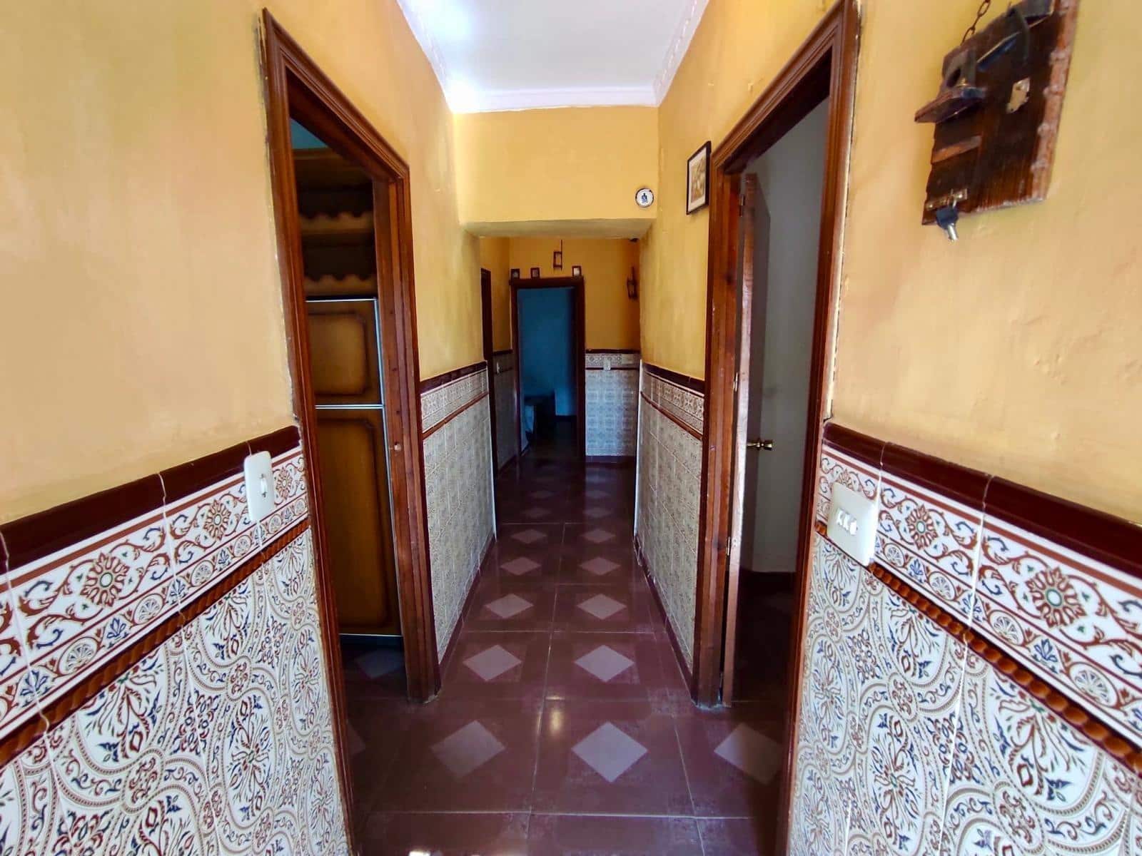 5 soveværelse Byhus til salg i Abla med garage - € 85.000 (Ref: 8523112)