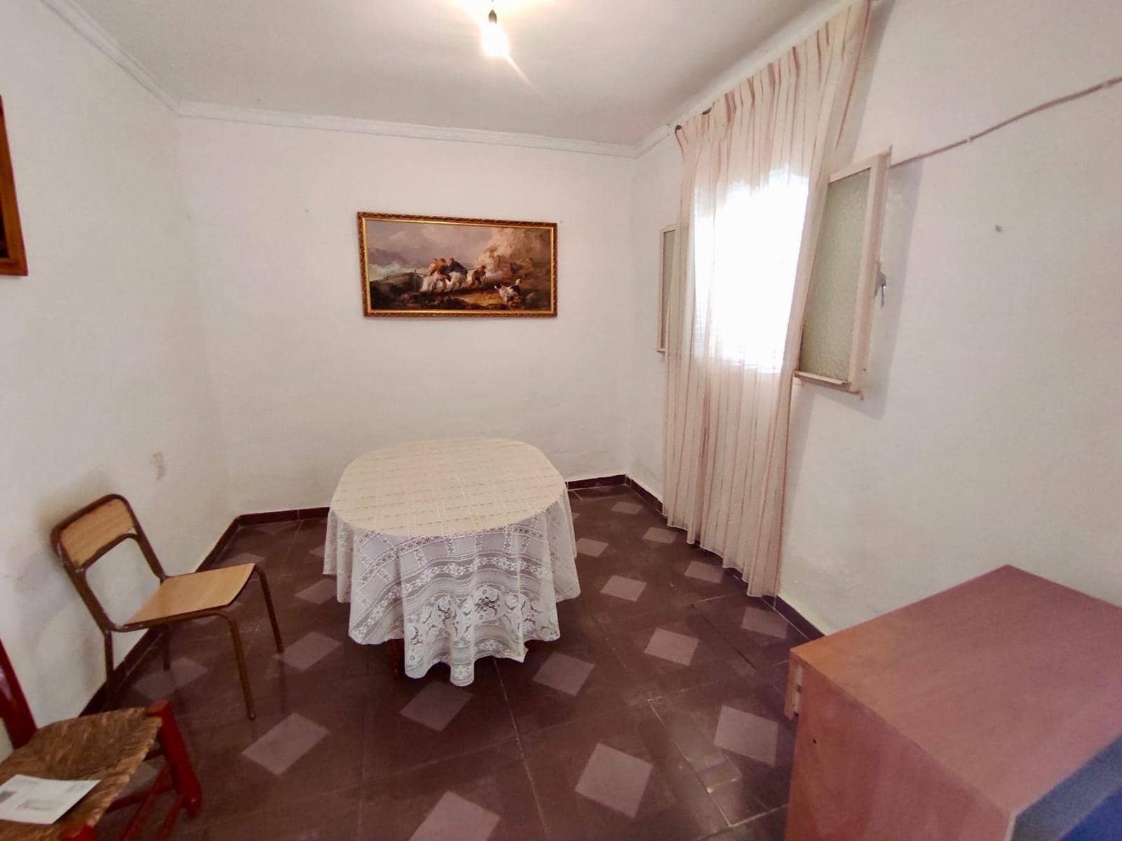 5 soveværelse Byhus til salg i Abla med garage - € 85.000 (Ref: 8523112)