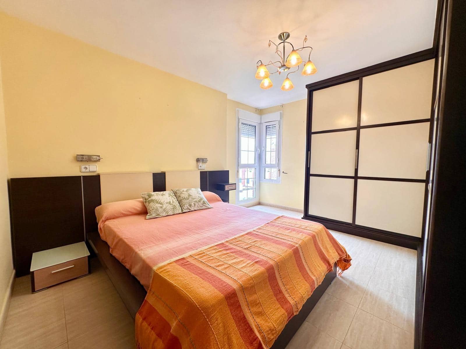 3 slaapkamer Flat te huur in Aguadulce (Almeria) met zwembad - € 800 (Ref: 8544650)