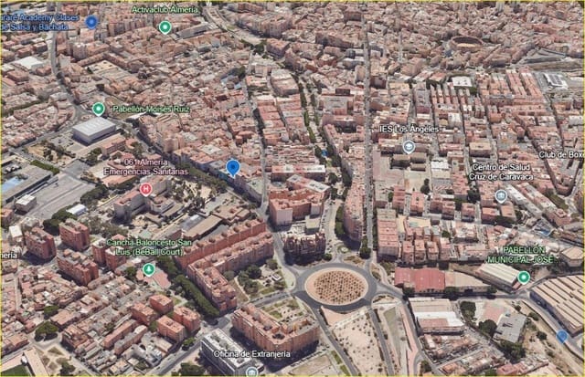 3 soveværelse Erhverv til salg i Almería by - € 159.000 (Ref: 8549249)