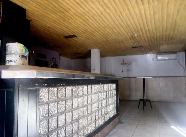 3 soveværelse Erhverv til salg i Almería by - € 159.000 (Ref: 8549249)