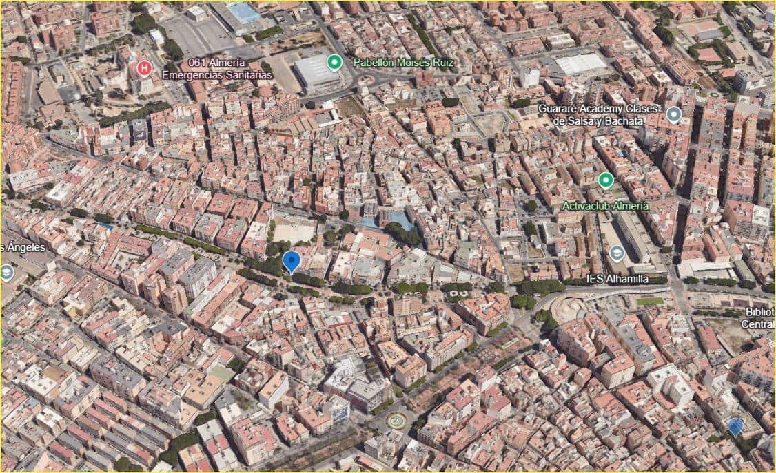 Commercial for sale in Almeria city - € 27,500 (Ref: 8579996)
