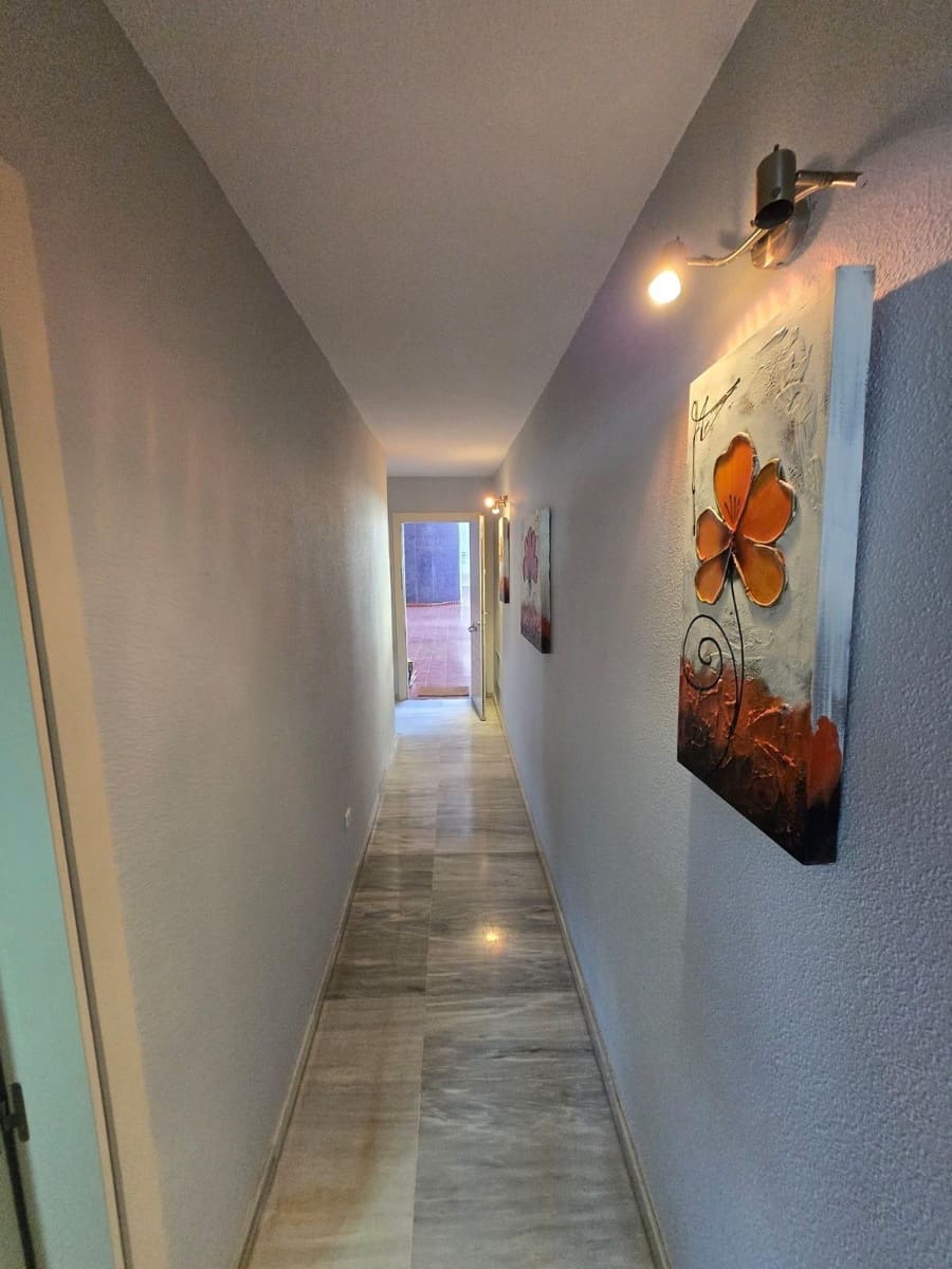 2 slaapkamer Appartement te koop in Roquetas de Mar met zwembad - € 165.000 (Ref: 8792711)