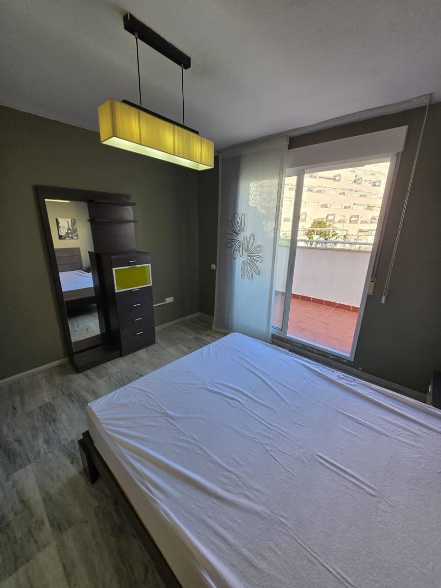 2 slaapkamer Appartement te koop in Roquetas de Mar met zwembad - € 165.000 (Ref: 8792711)