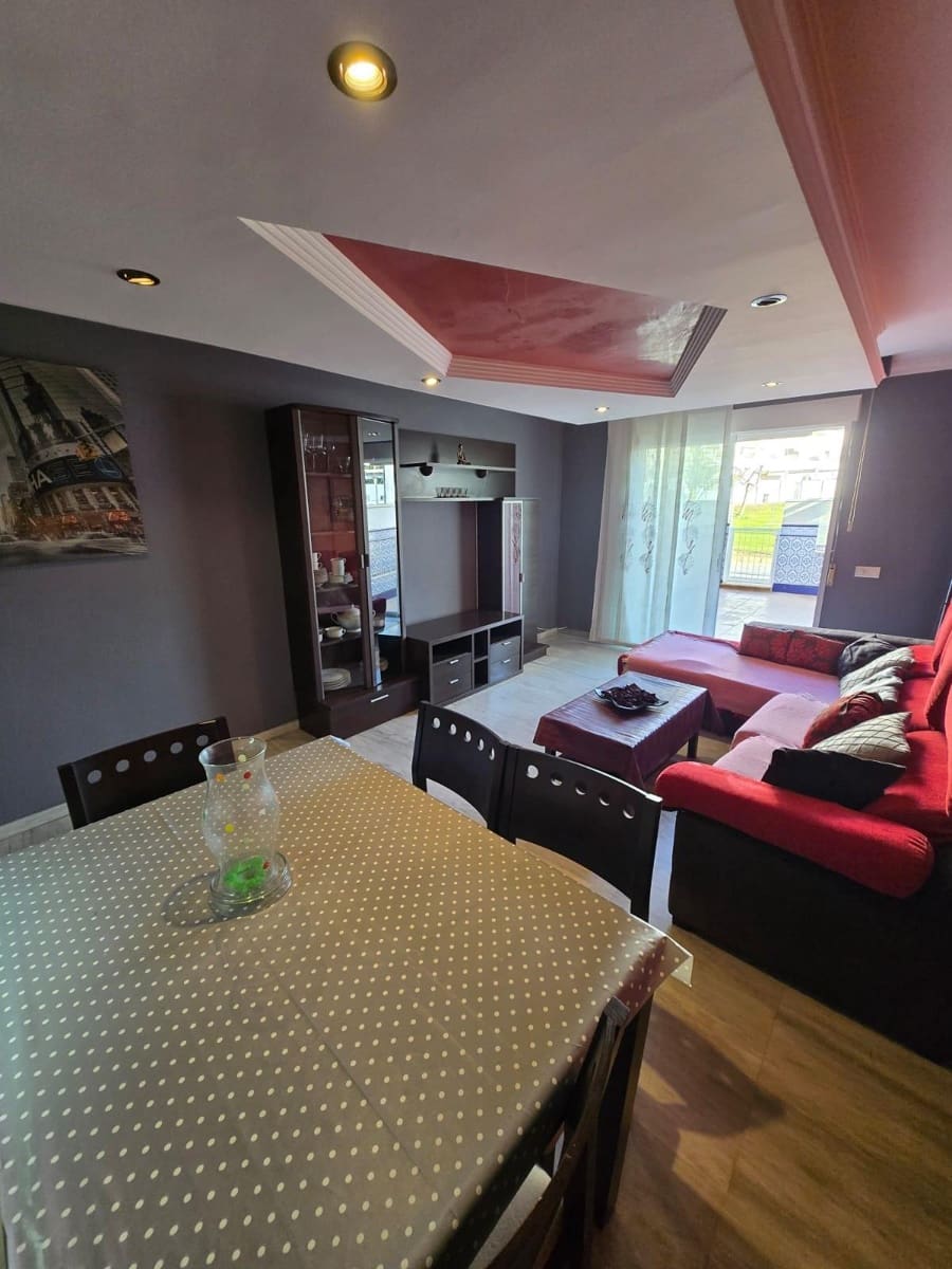 2 slaapkamer Appartement te koop in Roquetas de Mar met zwembad - € 165.000 (Ref: 8792711)