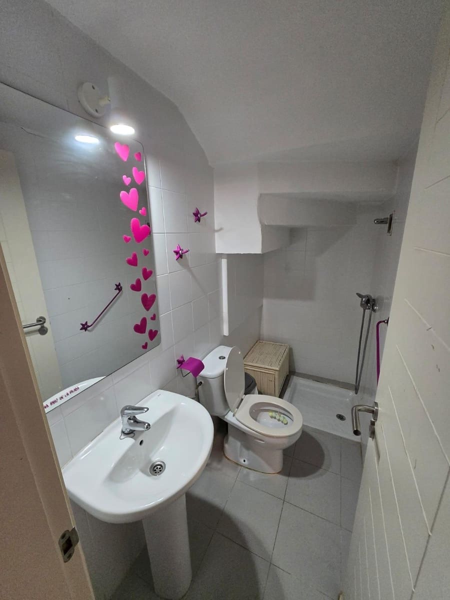 2 slaapkamer Appartement te koop in Roquetas de Mar met zwembad - € 165.000 (Ref: 8792711)