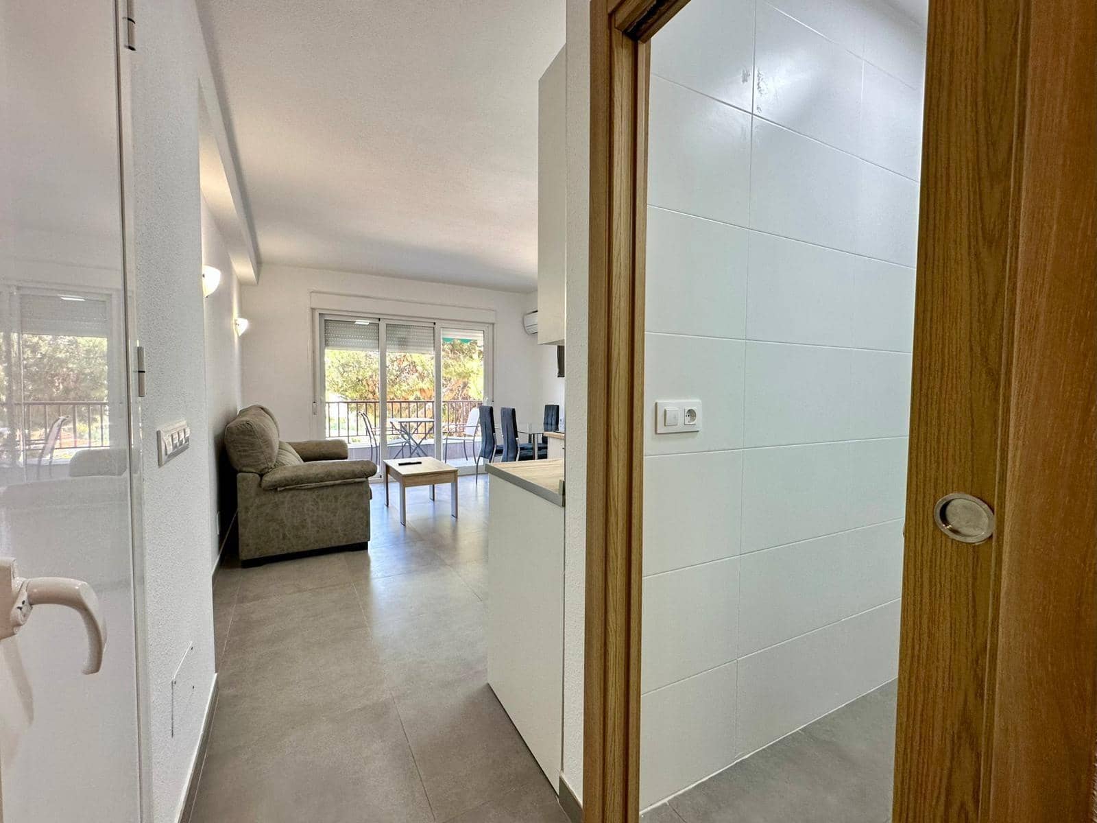 2 soveværelse Lejlighed til leje i Aguadulce (Almeria) med swimmingpool - € 700 (Ref: 8970510)