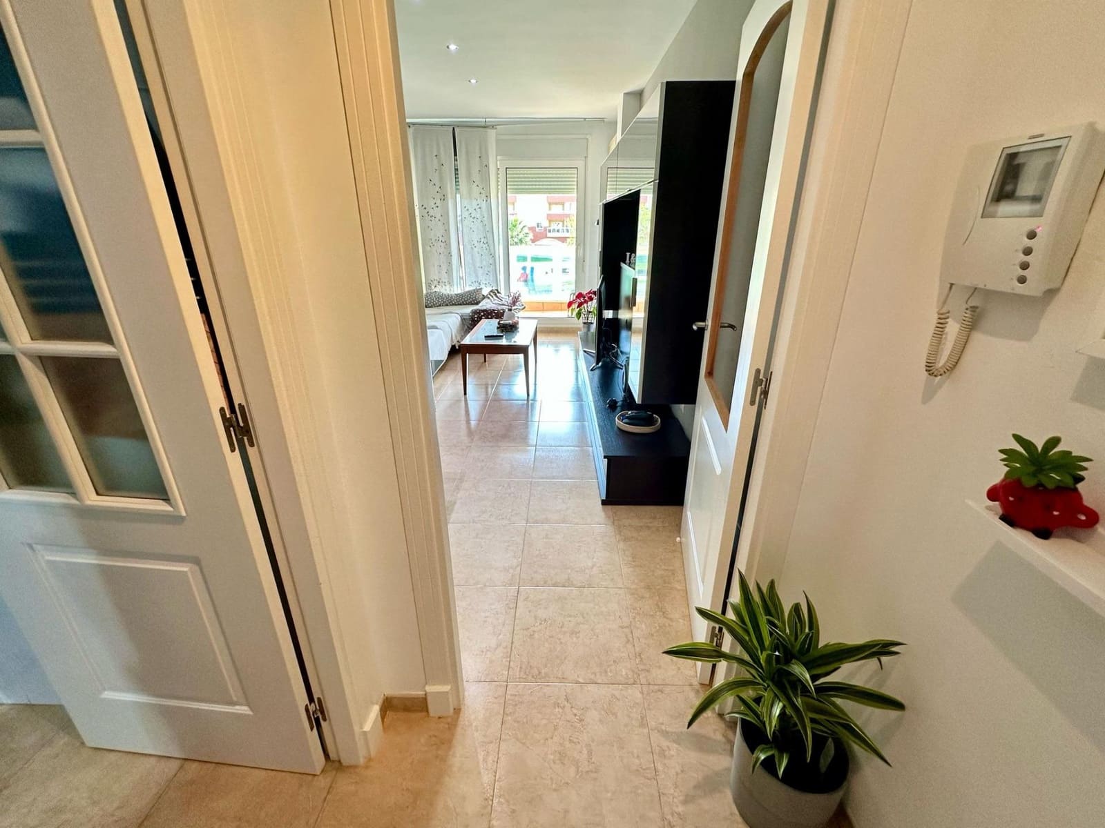 2 slaapkamer Flat te koop in Aguadulce (Almeria) met zwembad - € 190.000 (Ref: 8992597)