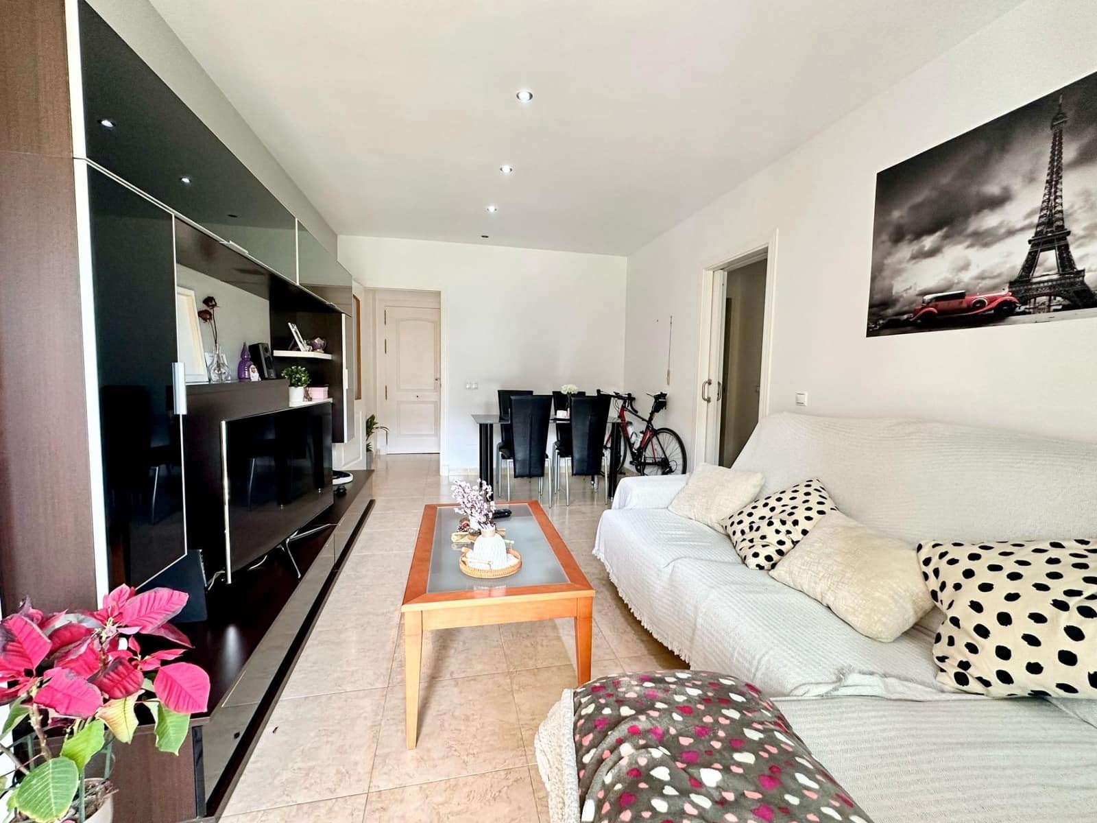 2 slaapkamer Flat te koop in Aguadulce (Almeria) met zwembad - € 190.000 (Ref: 8992597)