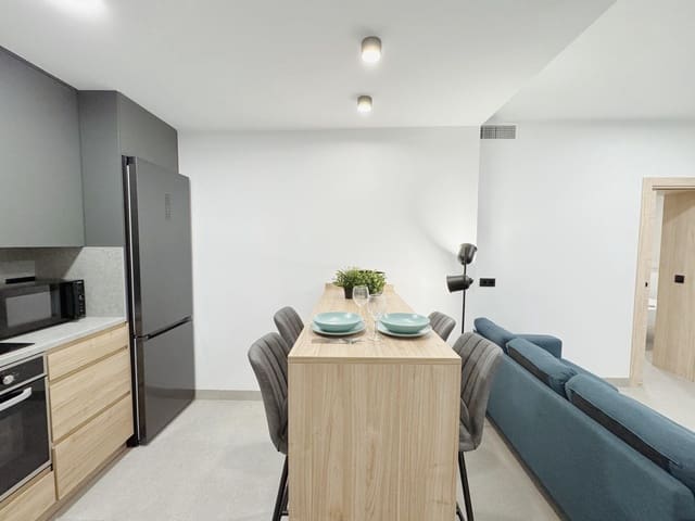 1 bedroom Apartment for sale in Centro, Almería city - € 130,000 (Ref: 8998822)