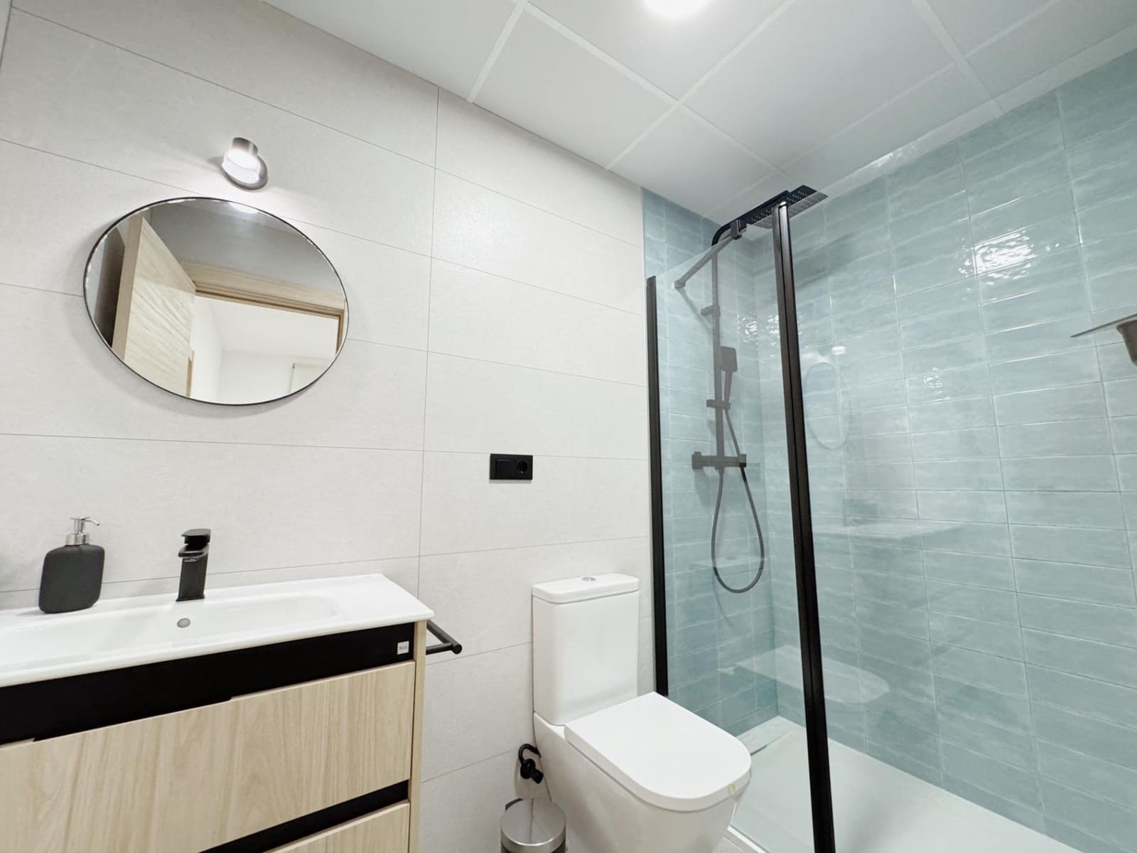 1 quarto Apartamento para arrendar em Almeria cidade - 600 € (Ref: 8998822)