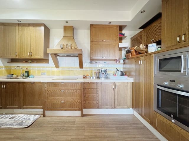 7 soverom Villa til salgs i Laroles, Nevada med svømmebasseng - € 250 000 (Ref: 9020600)