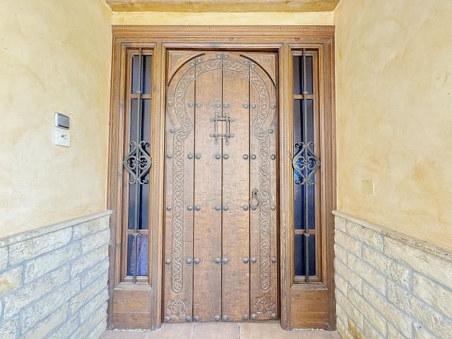 7 soverom Villa til salgs i Laroles, Nevada med svømmebasseng - € 250 000 (Ref: 9020600)