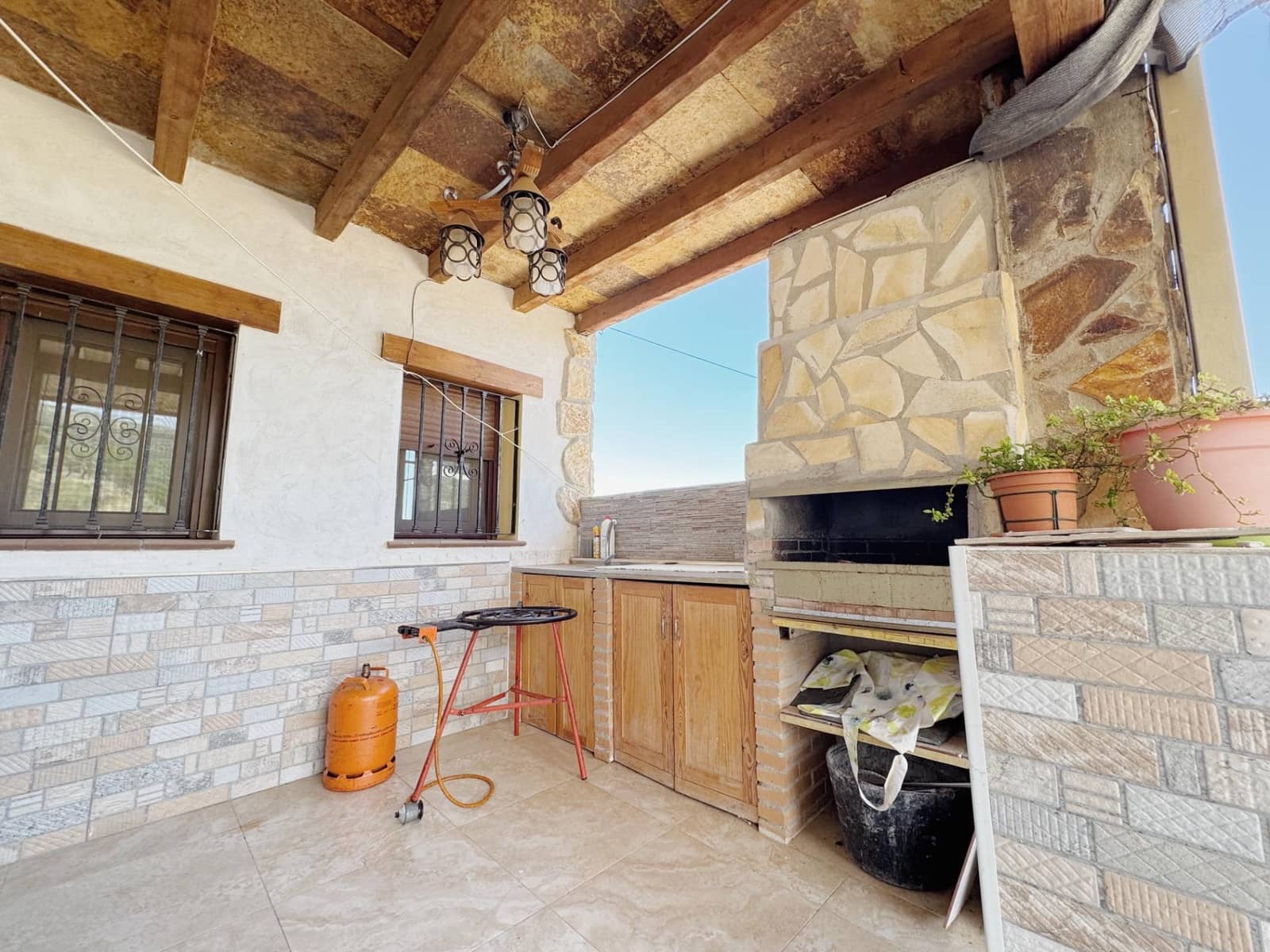 7 soveværelse Villa til salg i Laroles med swimmingpool - € 250.000 (Ref: 9020600)