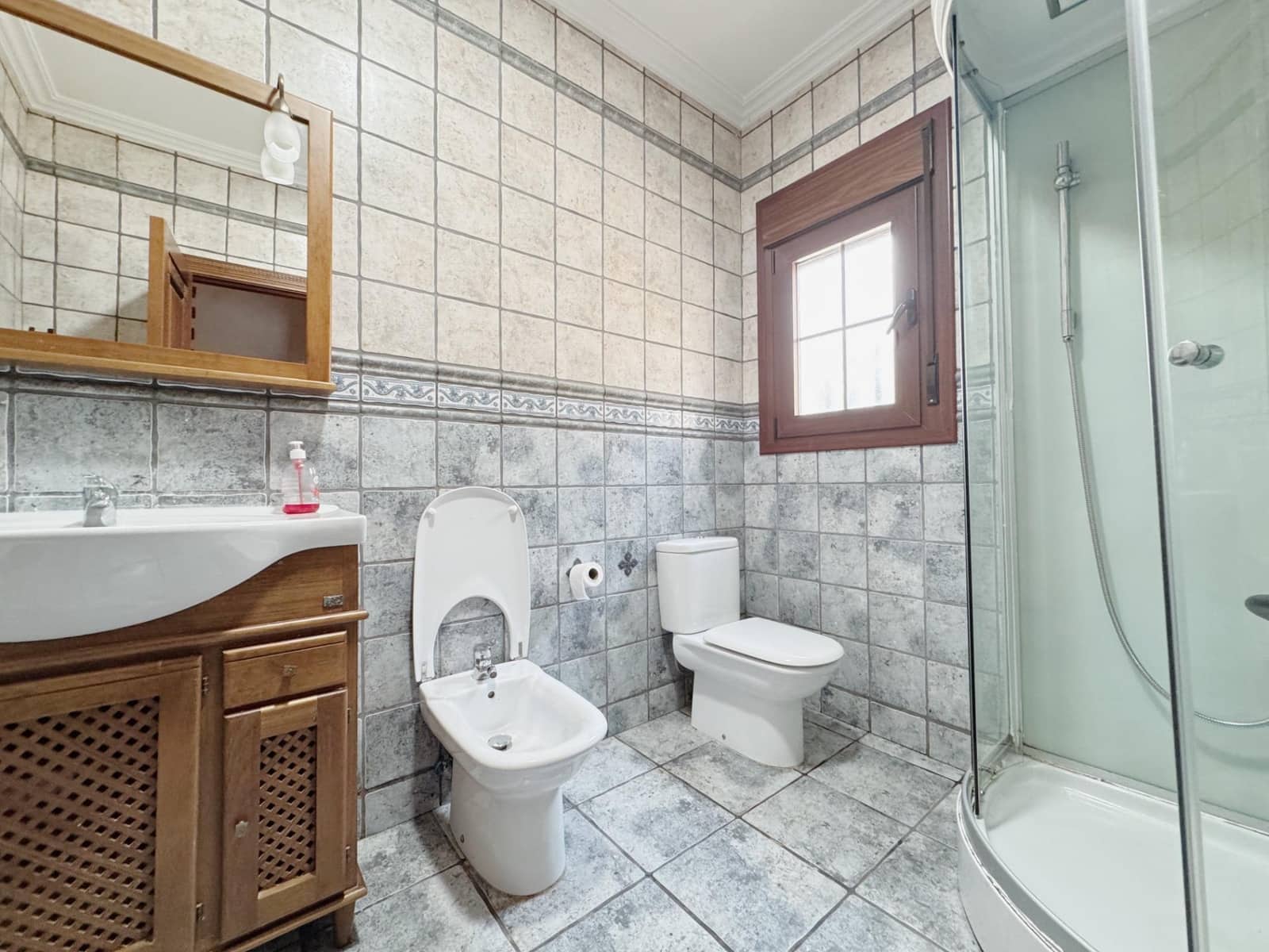 7 soveværelse Villa til salg i Laroles med swimmingpool - € 250.000 (Ref: 9020600)