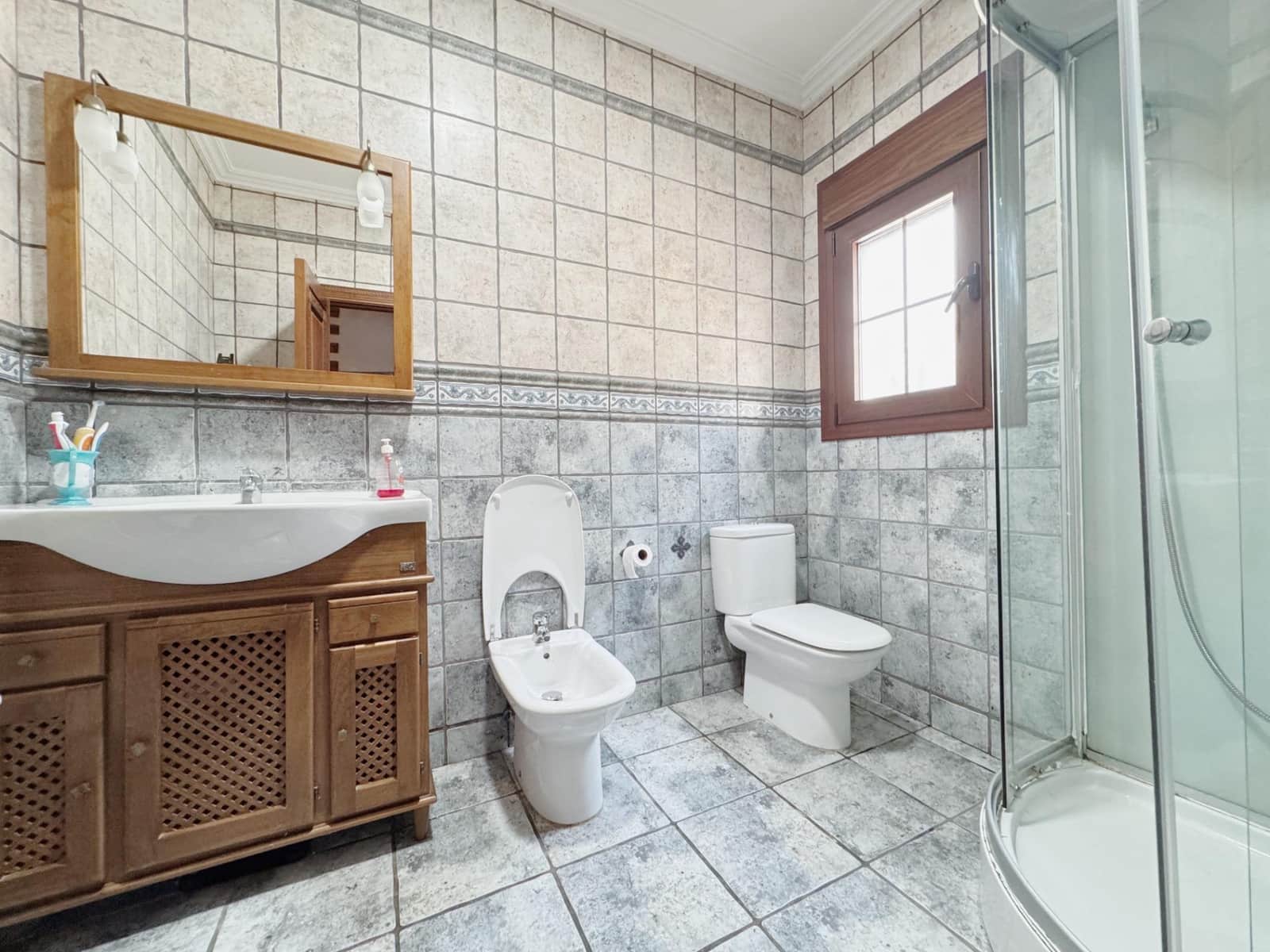 7 soveværelse Villa til salg i Laroles med swimmingpool - € 250.000 (Ref: 9020600)