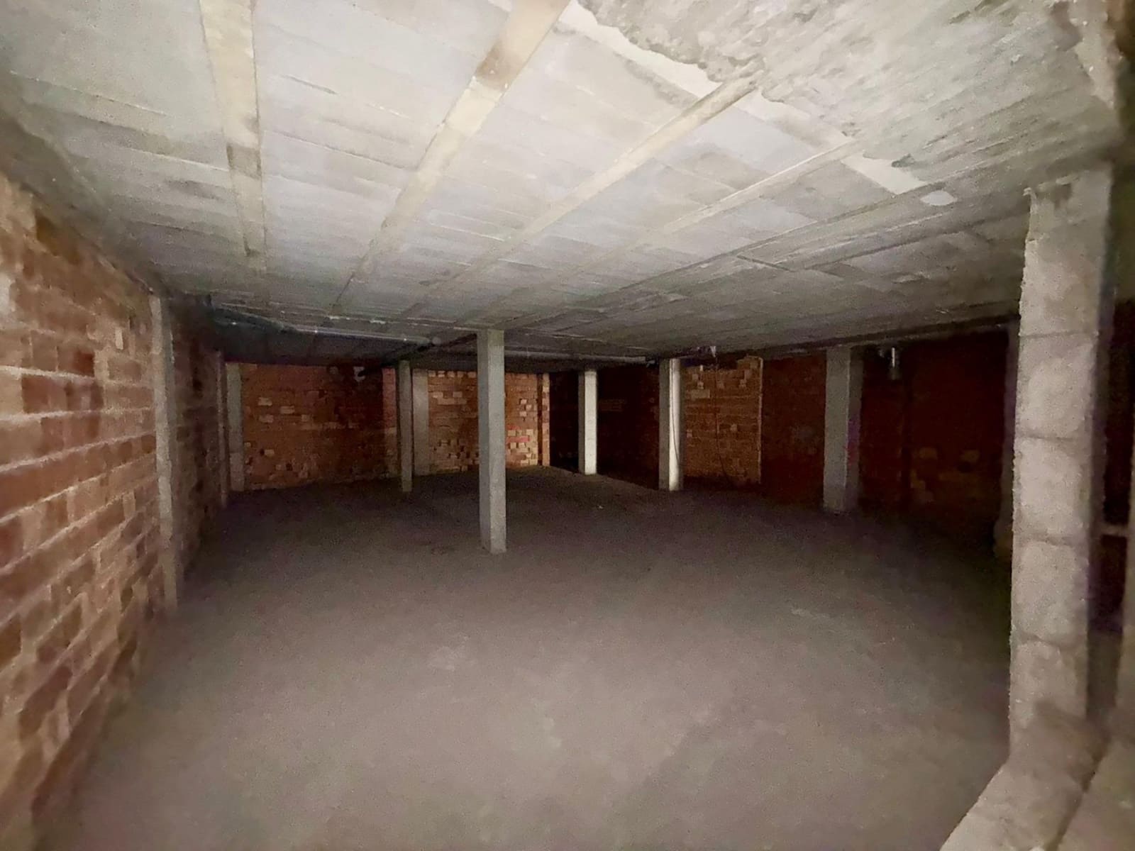 Commercial for rent in Aguadulce (Almeria) - € 2,200 (Ref: 9073520)