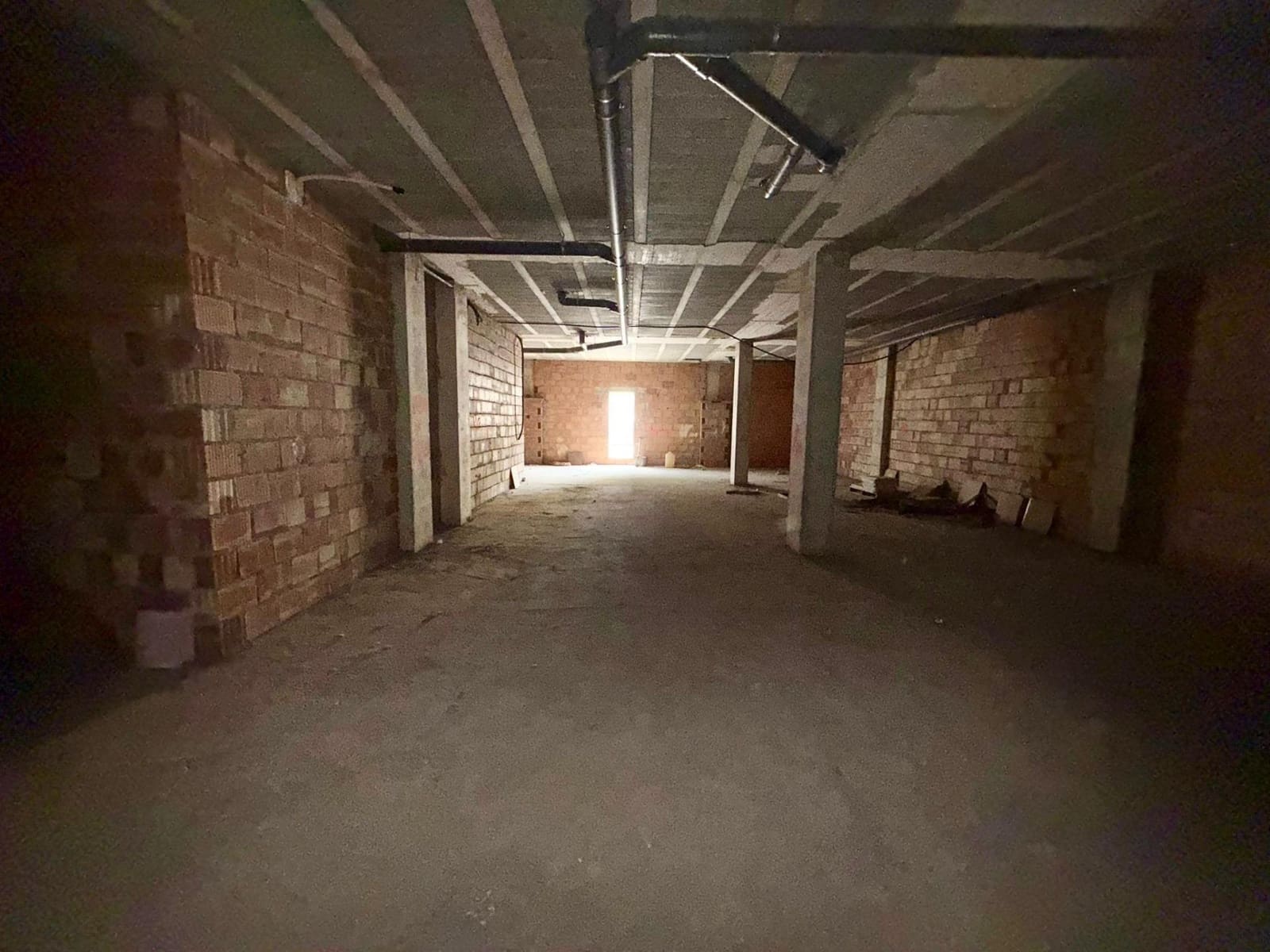 Commercial for rent in Aguadulce (Almeria) - € 2,200 (Ref: 9073520)