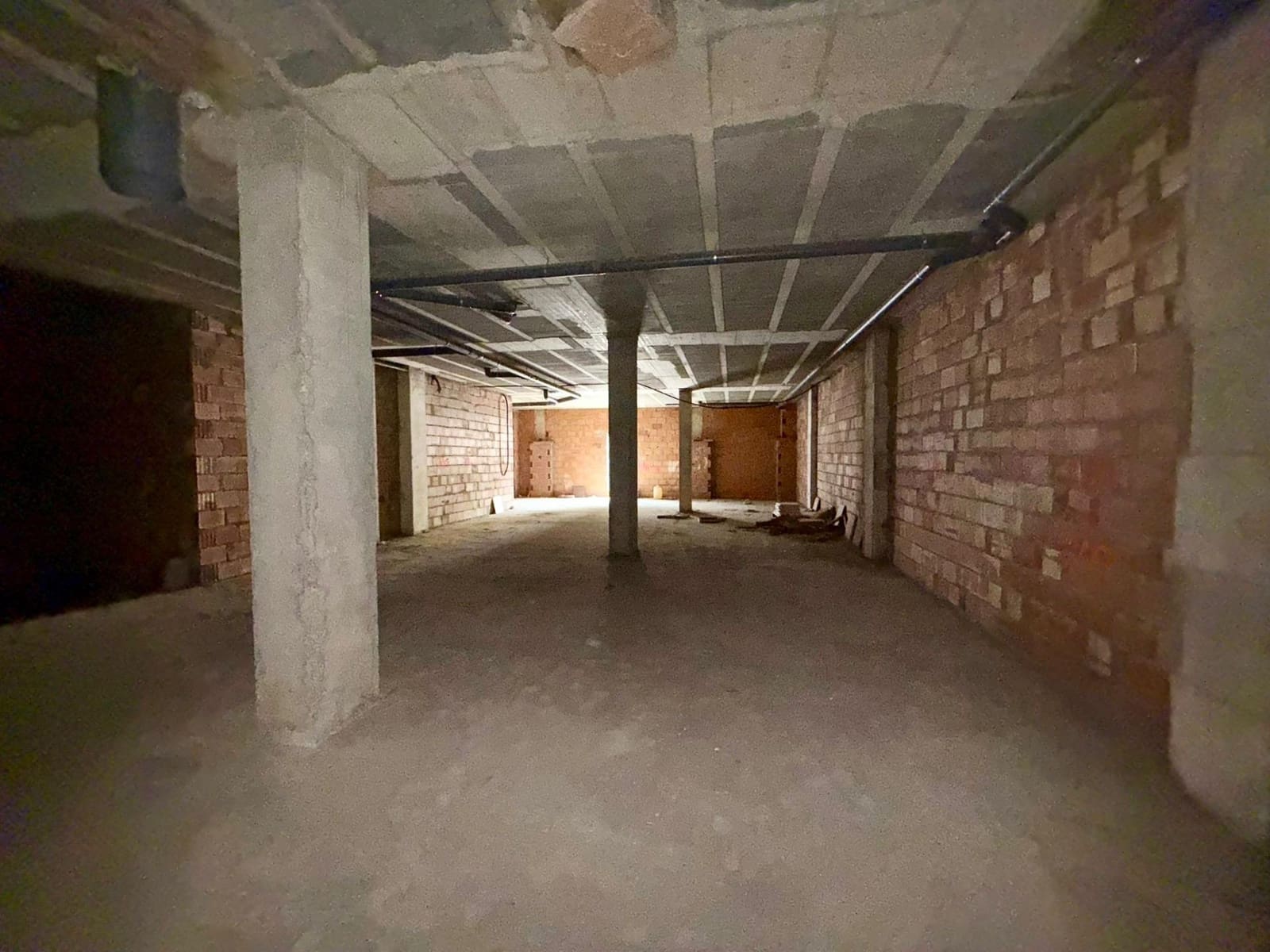 Commercial for rent in Aguadulce (Almeria) - € 2,200 (Ref: 9073520)