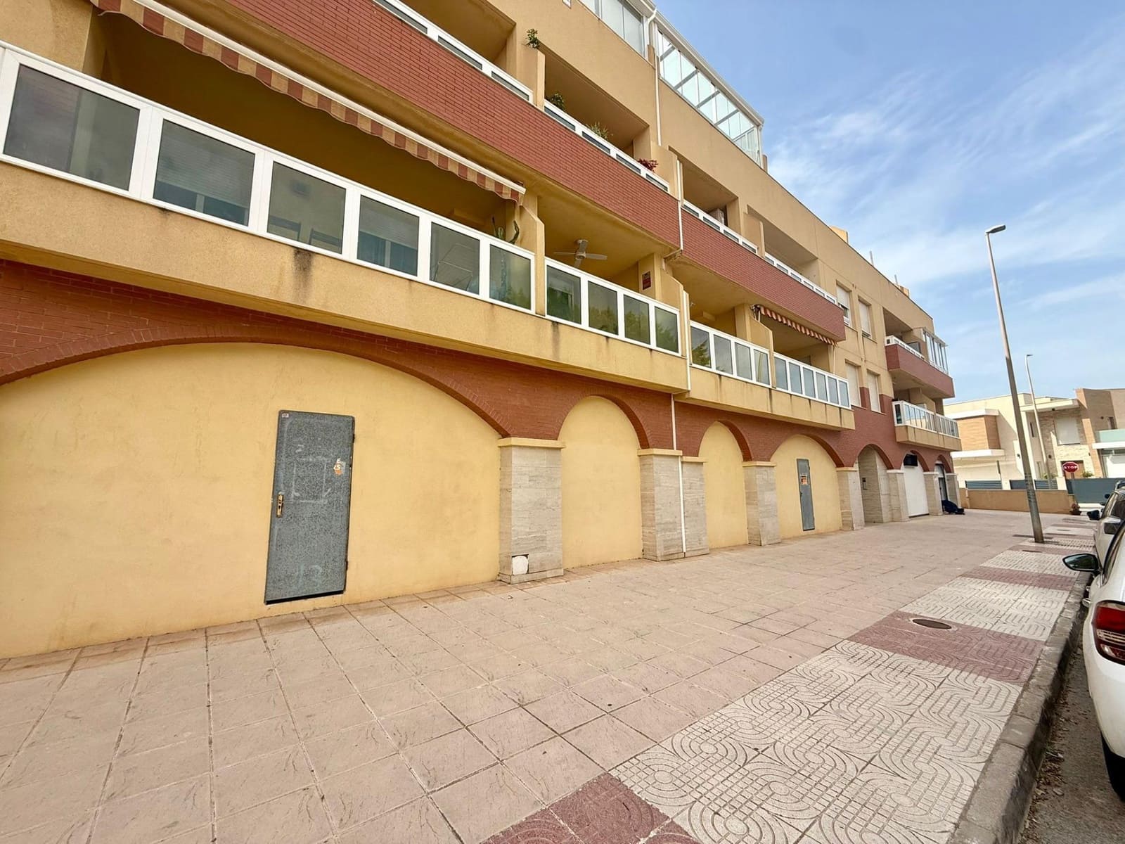Commercial for rent in Aguadulce (Almeria) - € 2,200 (Ref: 9073520)