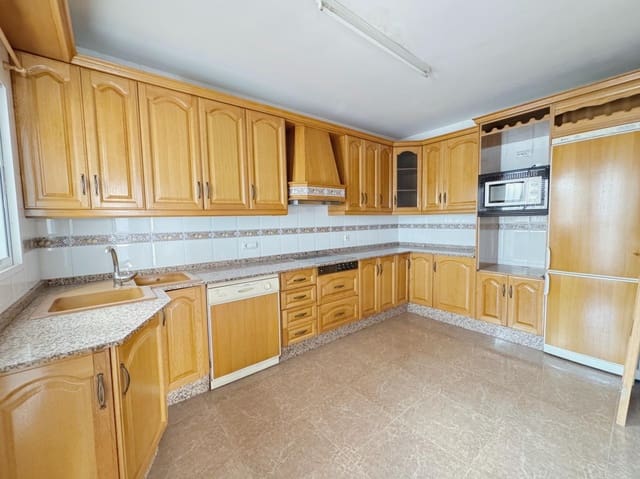 4 soverom Villa til salgs i Huércal de Almería med garasje - € 171 000 (Ref: 9102999)