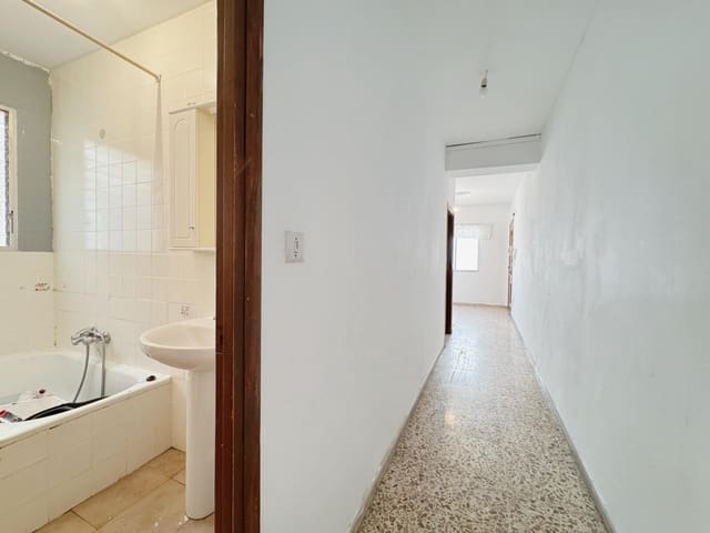 3 Zimmer Wohnung zu verkaufen in Almería Stadt mit Garage - 145.000 € (Ref: 9163932)