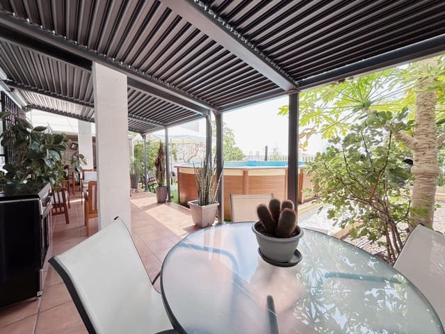 4 soveværelse Rækkehus til salg i Huércal de Almería med swimmingpool - € 330.000 (Ref: 9174613)