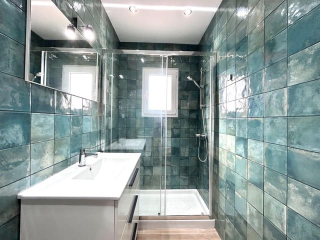 Piso de 2 habitaciones en Almería ciudad en alquiler - 750 € (Ref: 9174614)