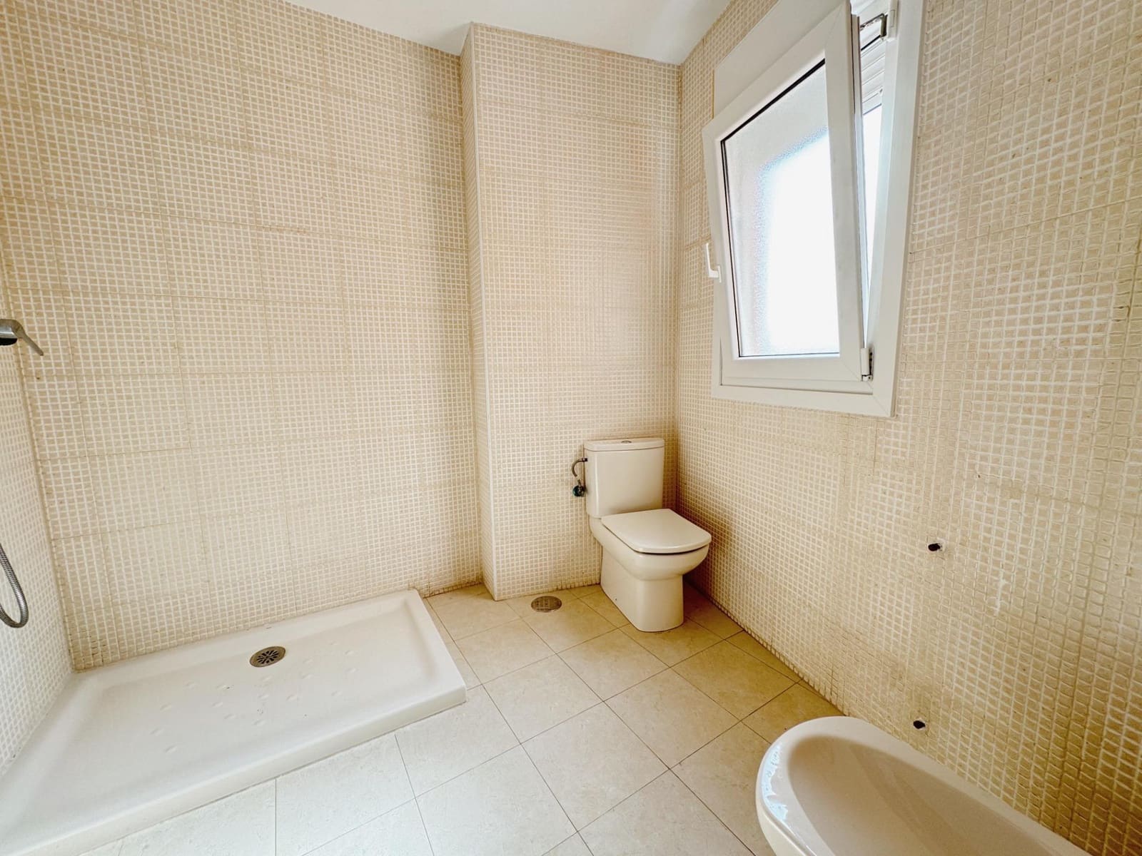 4 quarto Apartamento para venda em Almeria cidade com garagem - 354 000 € (Ref: 9181146)