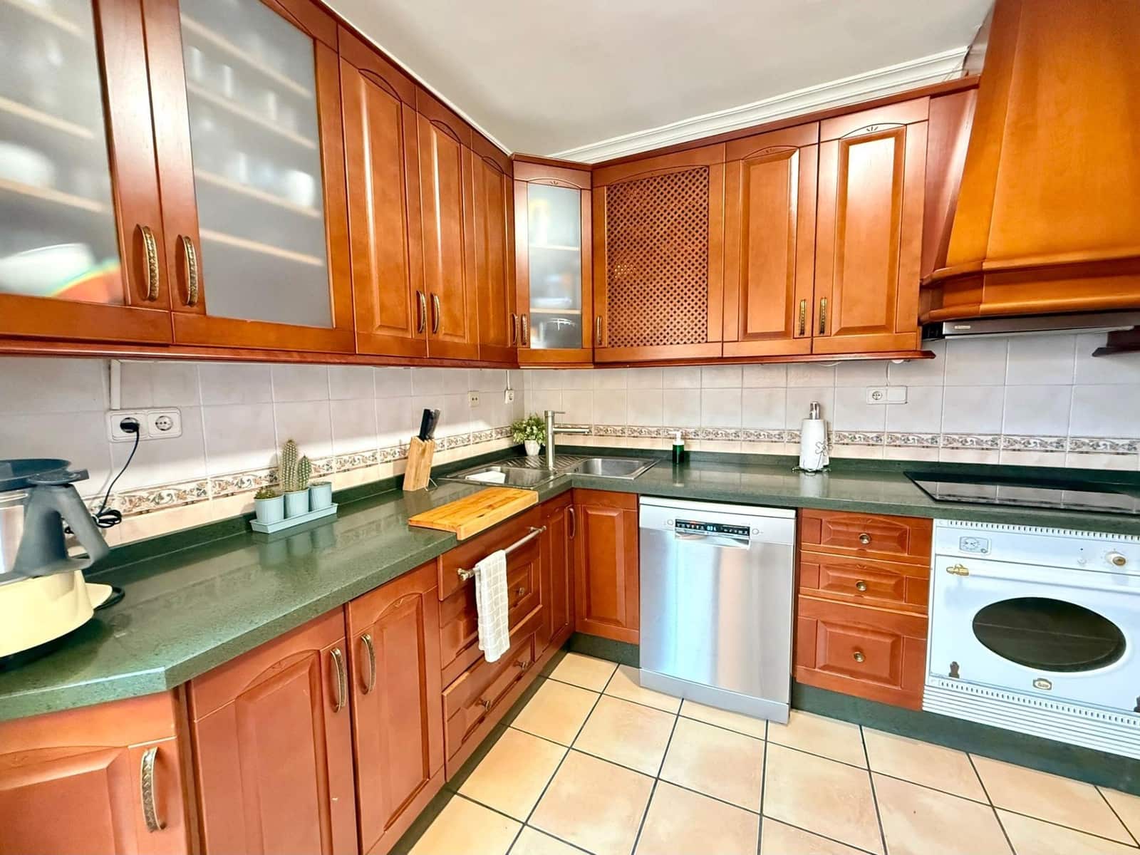 4 soveværelse Rækkehus til salg i Aguadulce (Almeria) med swimmingpool garage - € 374.000 (Ref: 9197877)