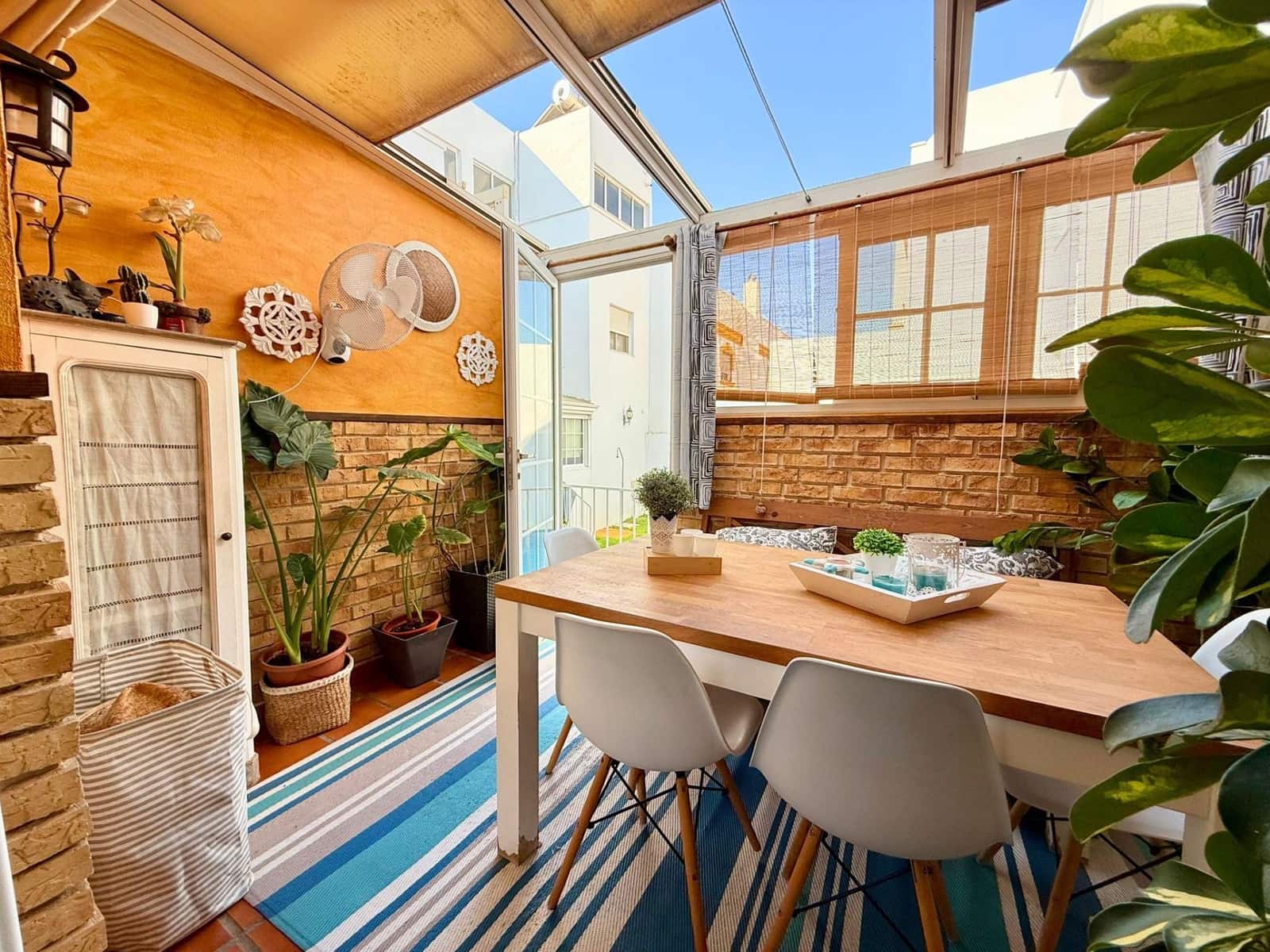 4 soveværelse Rækkehus til salg i Aguadulce (Almeria) med swimmingpool garage - € 374.000 (Ref: 9197877)