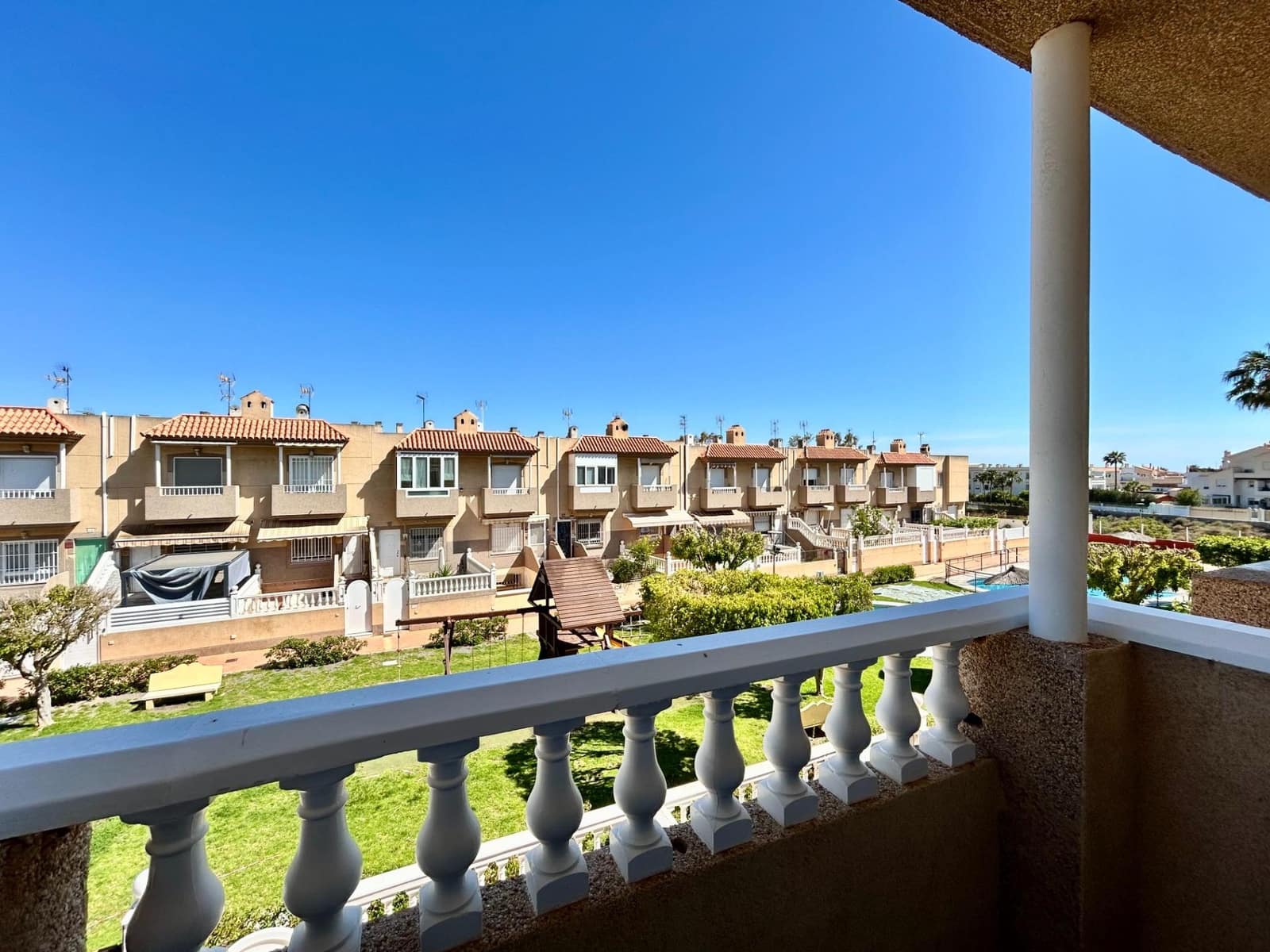 3 quarto Moradia em Banda para venda em Almeria cidade com piscina garagem - 245 000 € (Ref: 9202563)