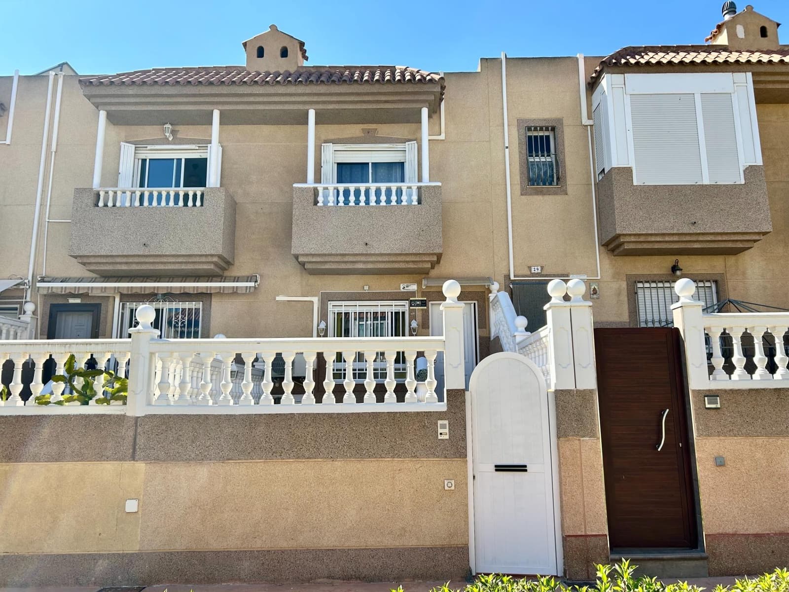 3 quarto Moradia em Banda para venda em Almeria cidade com piscina garagem - 245 000 € (Ref: 9202563)