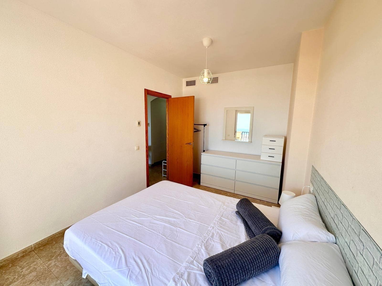 1 soverom Leilighet til leie i Aguadulce (Almeria) med svømmebasseng - € 550 (Ref: 9236570)