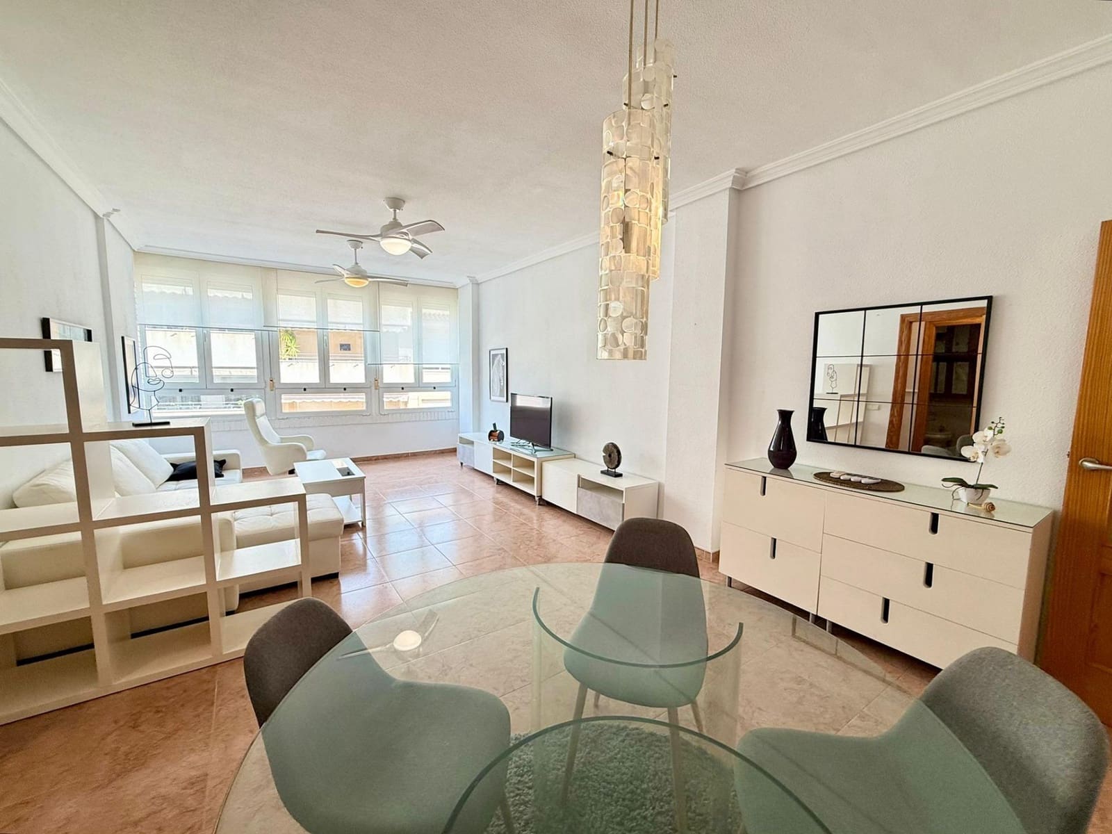 2 bedroom Flat for sale in Aguadulce (Almeria) with pool - € 192,000 (Ref: 9285342)