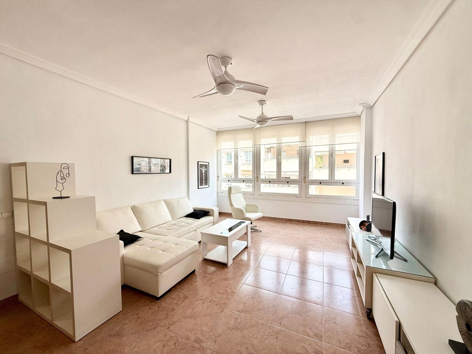 2 bedroom Flat for sale in Aguadulce (Almeria) with pool - € 192,000 (Ref: 9285342)