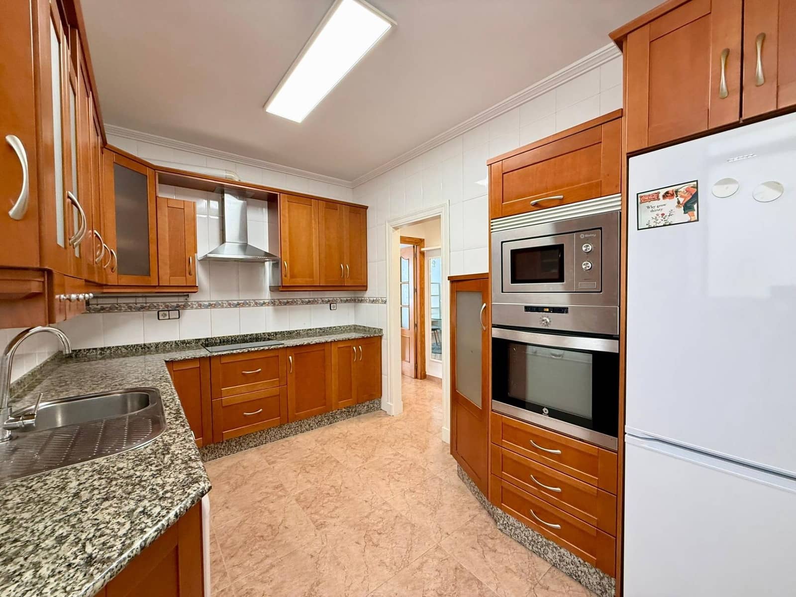 2 bedroom Flat for sale in Aguadulce (Almeria) with pool - € 192,000 (Ref: 9285342)