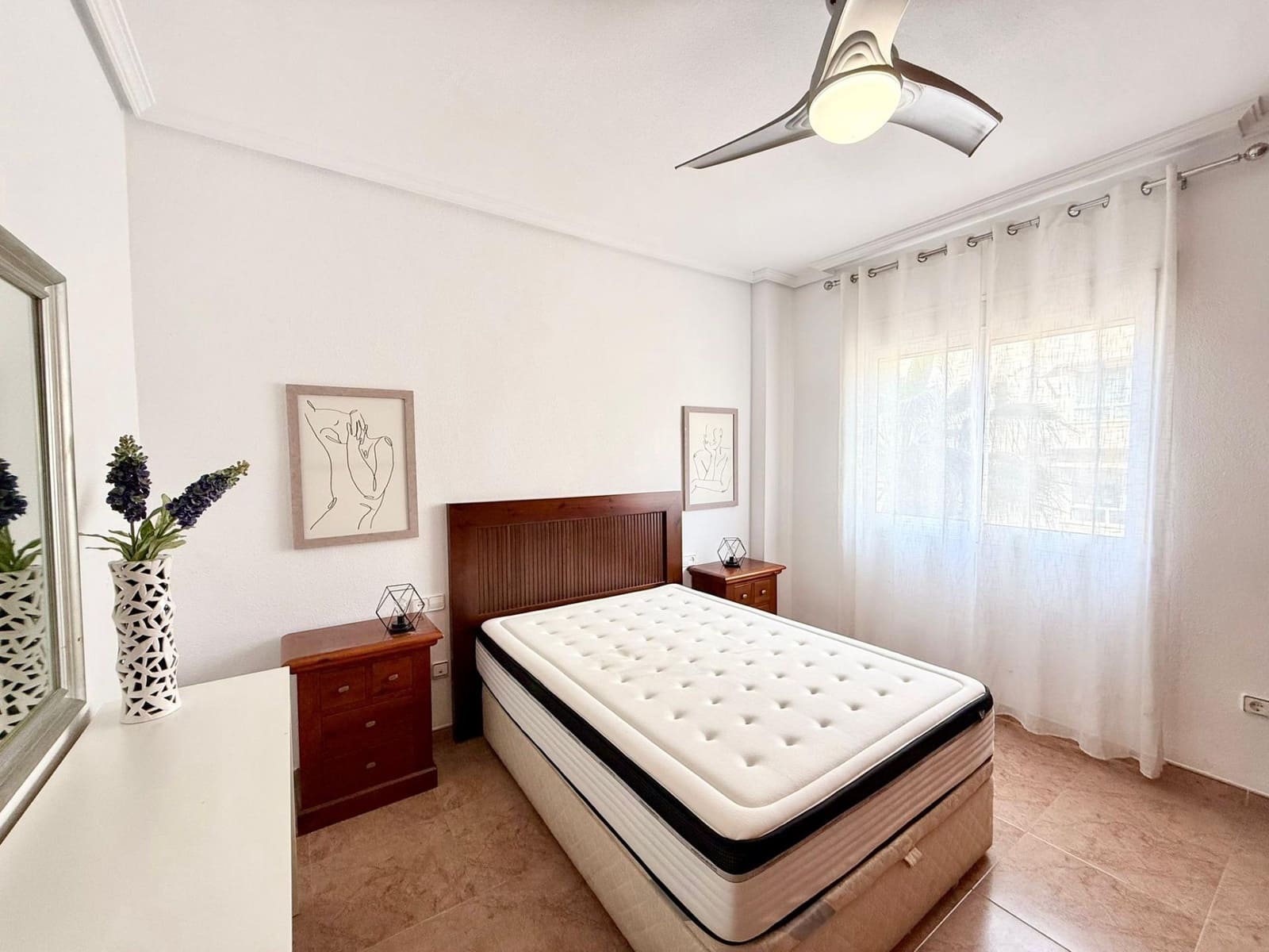 2 bedroom Flat for sale in Aguadulce (Almeria) with pool - € 192,000 (Ref: 9285342)