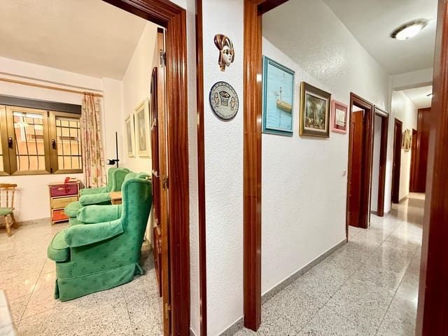 3 chambre Appartement à vendre à Almería ville - 180 000 € (Ref: 9326600)